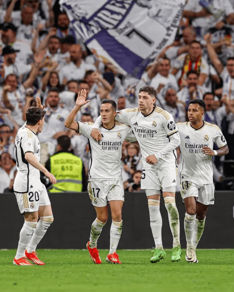 包含齐达内领衔的皇马客场绝杀皇家社会的词条