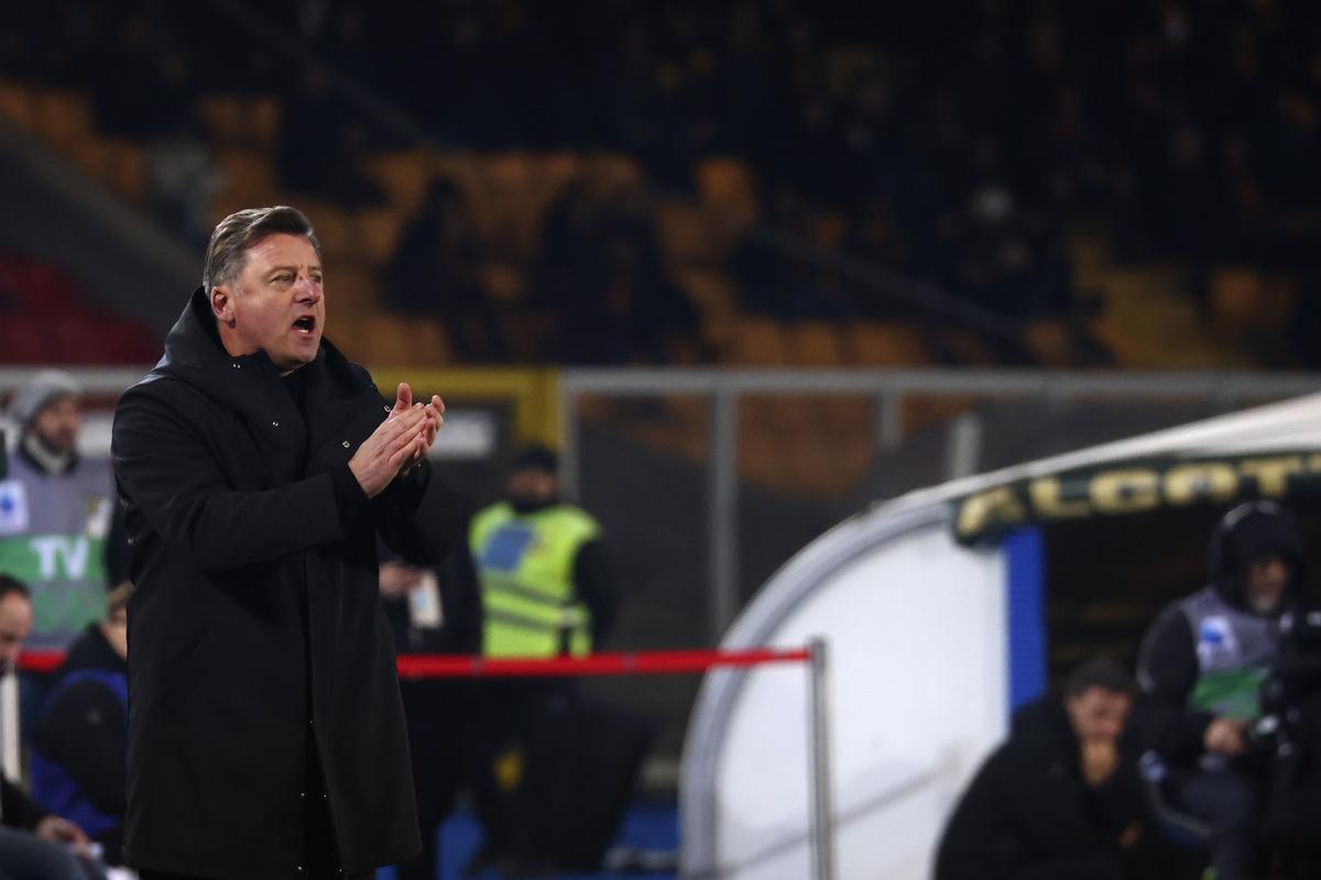 爱游戏官网-包含乌迪内斯前锋两连斩，展现火热进球状态的词条