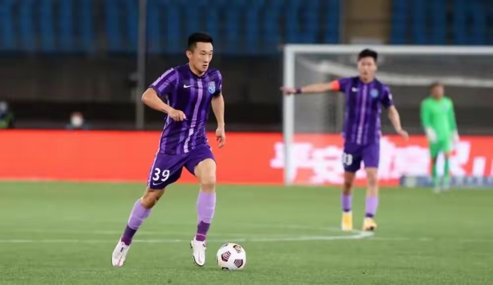 球队实力拓展，主教练布局新转会计划的简单介绍