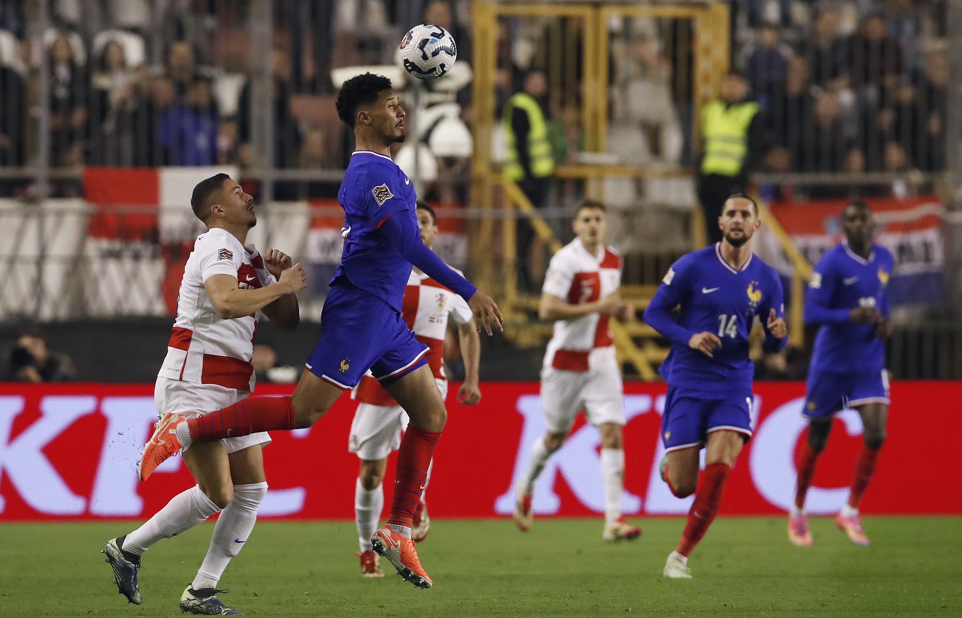 欧预赛：克罗地亚队击败瑞士，小组出线形势有所好转的简单介绍